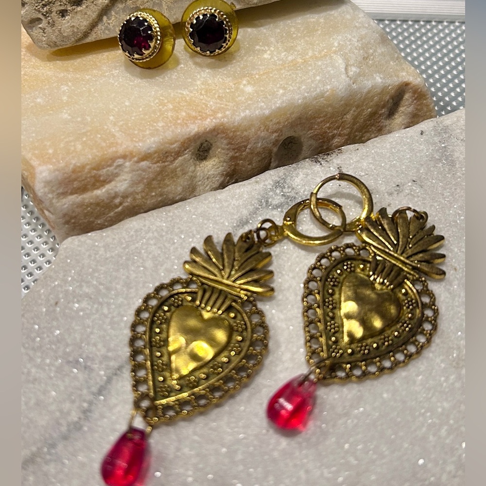 Handcrafted Gold-tone Heart Drop Earrings with red crystal & Garnet Studs set